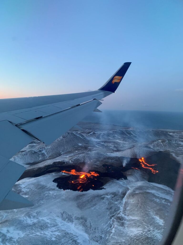 İZLANDA’DA LAVIN PEŞİNDE: ATEŞİN ŞEKİLLENDİRDİĞİ BEŞ MACERA